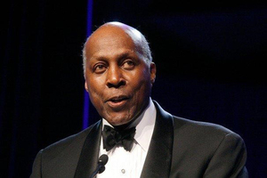 Vernon Jordan — a prominent civil rights activist, attorney and business executive — will deliver Syracuse University’s 2017 commencement address. 